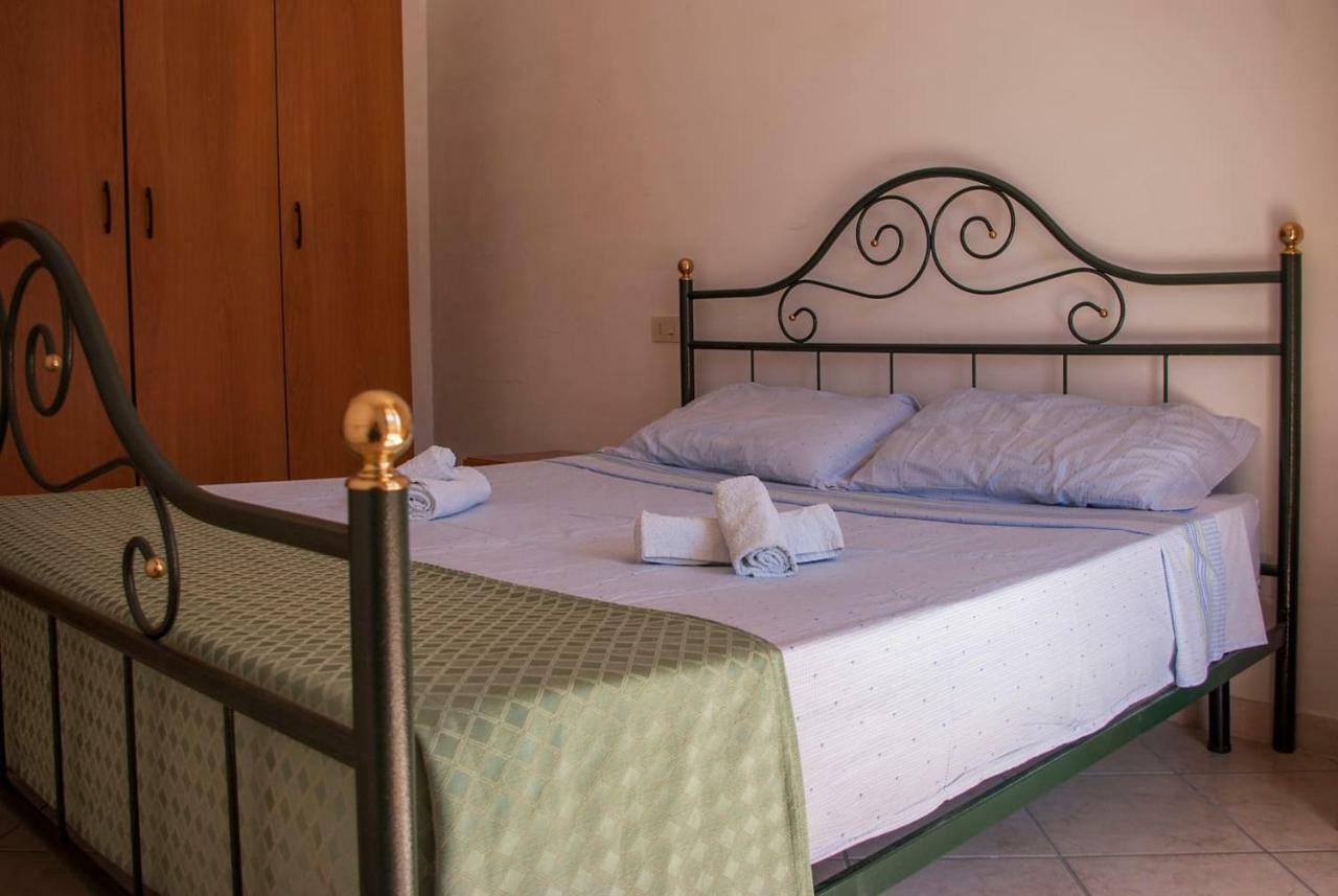 Appartamento Di Antonio Fronte Mare Montesilvano Bagian luar foto