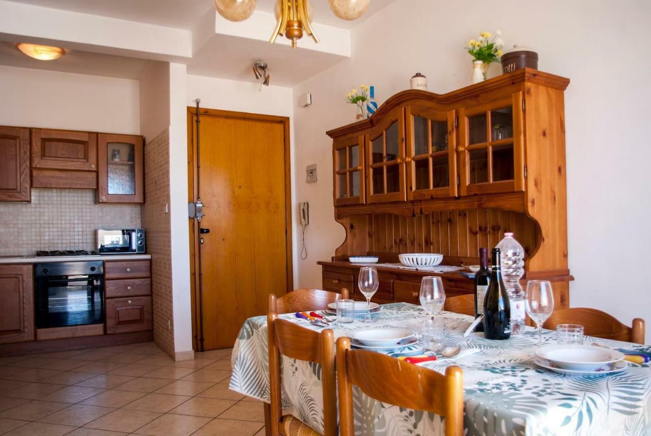 Appartamento Di Antonio Fronte Mare Montesilvano Bagian luar foto