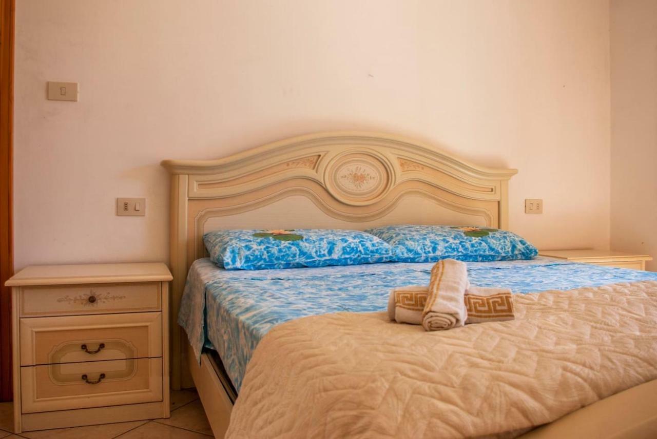 Appartamento Di Antonio Fronte Mare Montesilvano Bagian luar foto